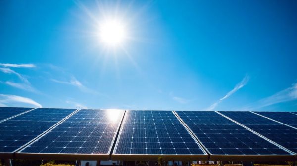 5 excellentes raisons d'opter pour des panneaux solaires photovoltaïques